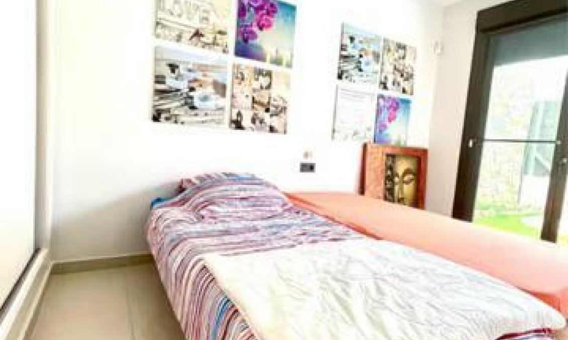 Wiederverkauf - Villa -
Orihuela Costa - Costa Blanca