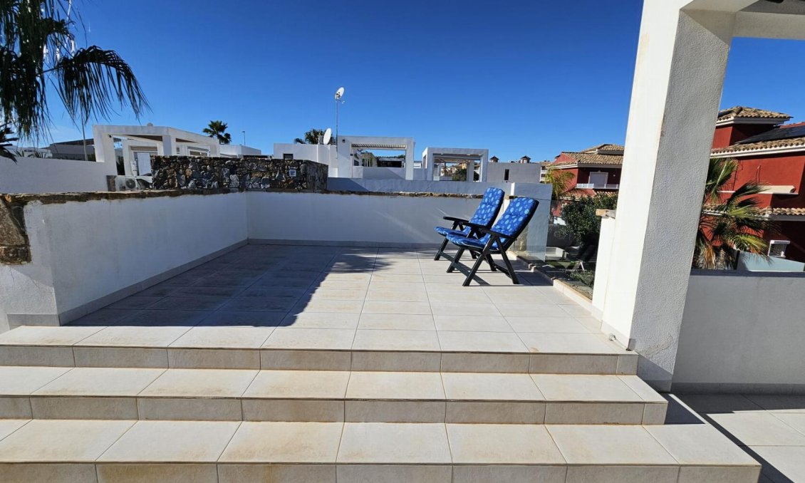 Wiederverkauf - Villa -
Orihuela Costa - Costa Blanca