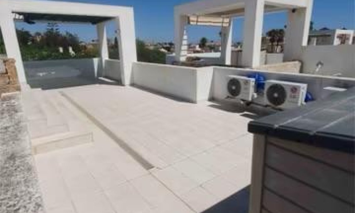 Wiederverkauf - Villa -
Orihuela Costa - Costa Blanca