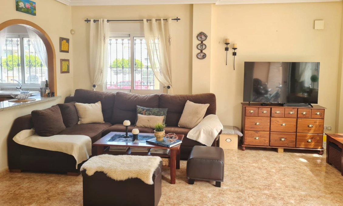 Revente - Villa -
Orihuela Costa - Costa Blanca