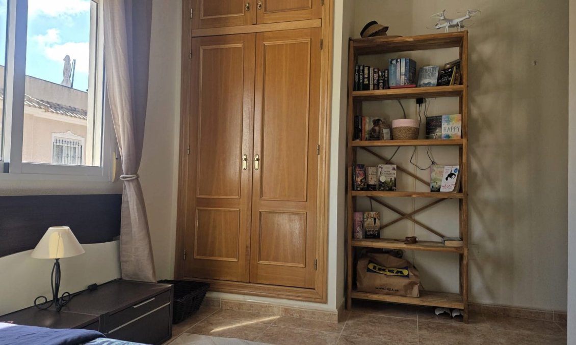 Revente - Villa -
Orihuela Costa - Costa Blanca