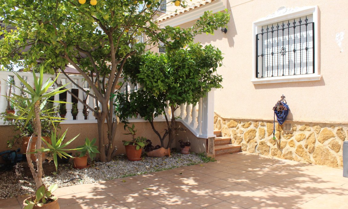 Revente - Villa -
Orihuela Costa - Costa Blanca