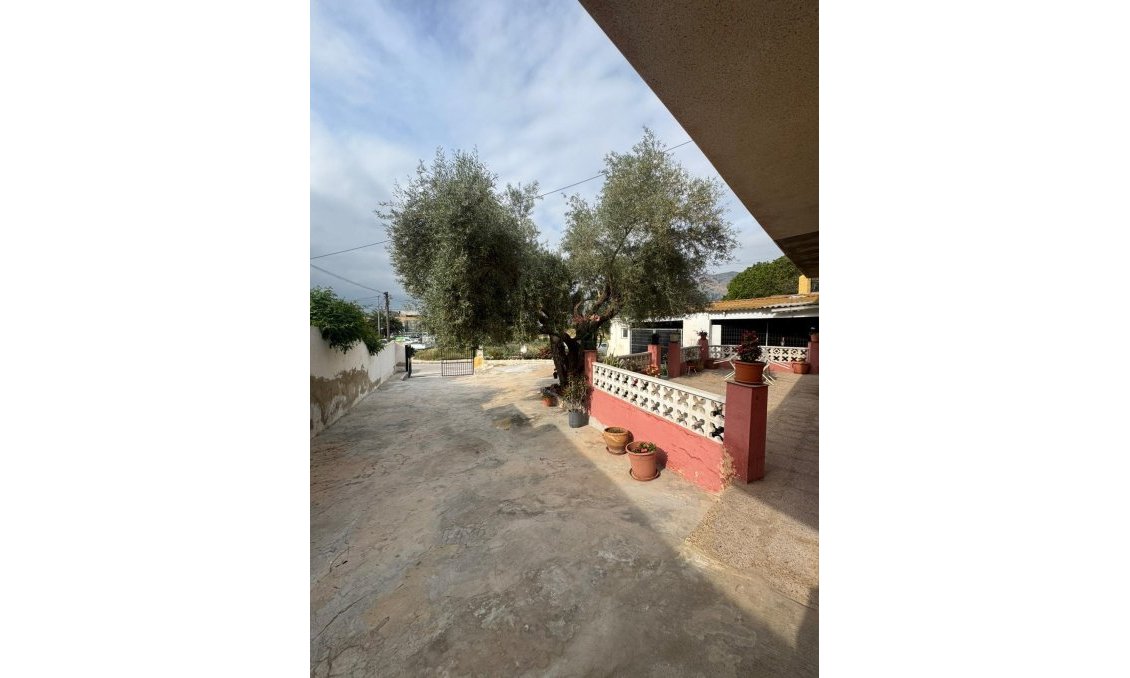 Resale - Townhouse -
Orihuela - Orihuela Ciudad