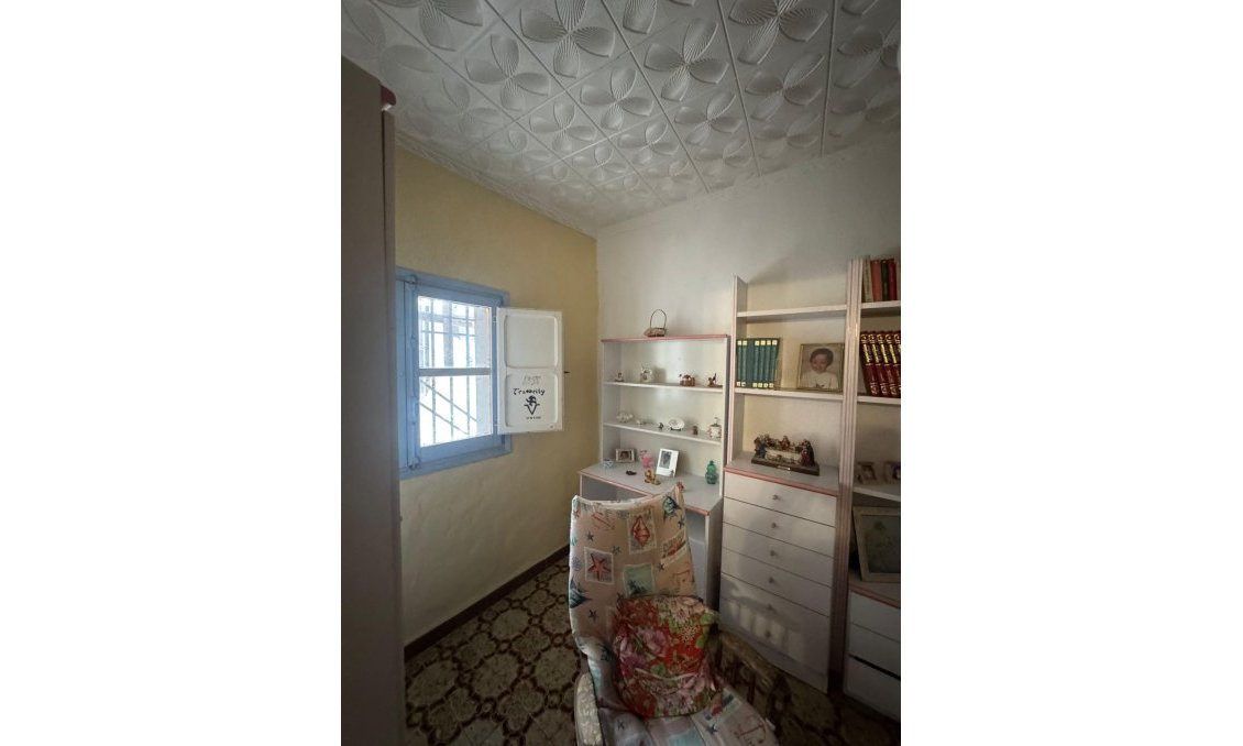Resale - Townhouse -
Orihuela - Orihuela Ciudad