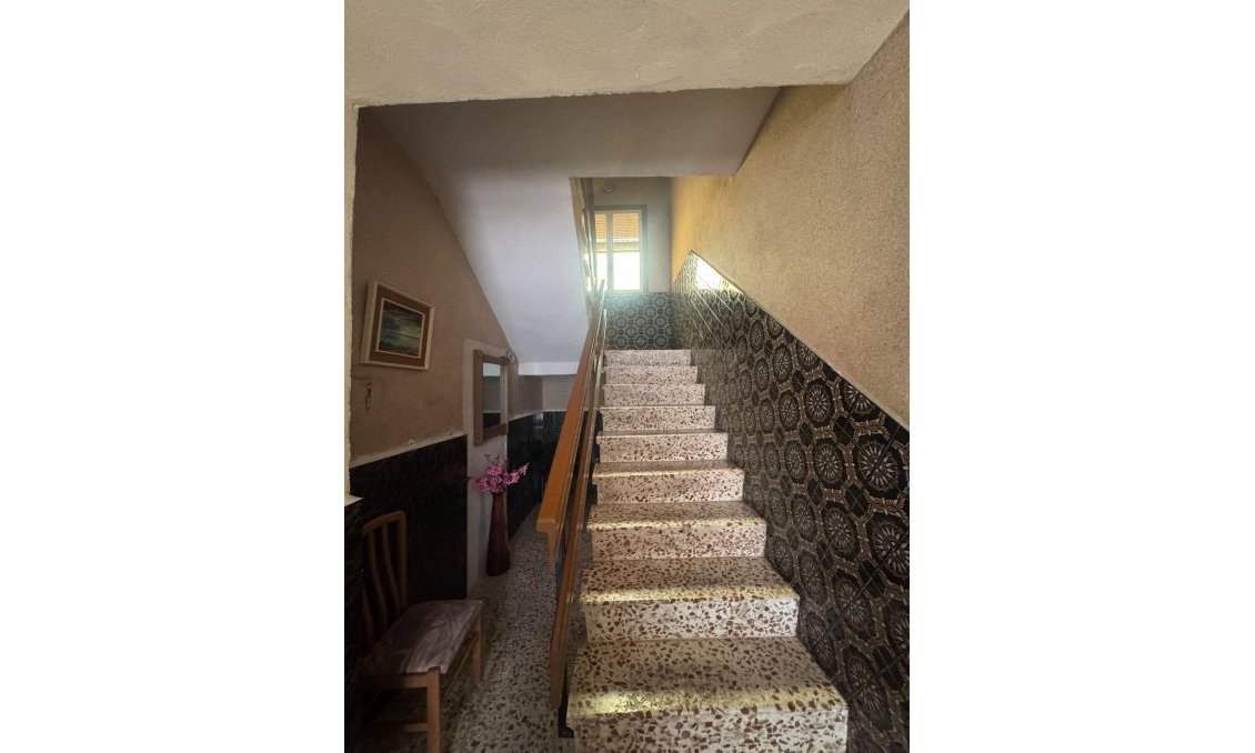 Resale - Townhouse -
Orihuela - Orihuela Ciudad