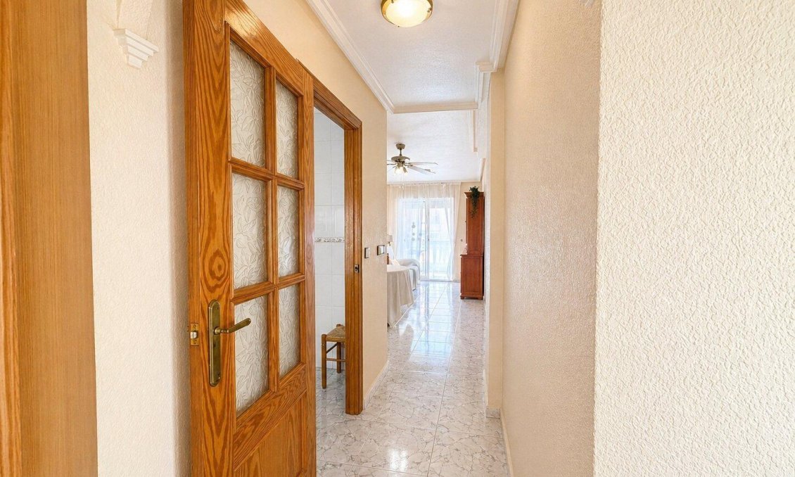 Revente - Appartement -
Torrevieja - Habaneras