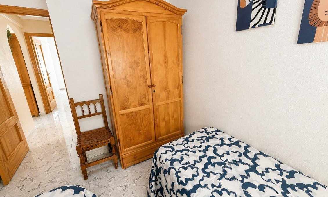 Revente - Appartement -
Torrevieja - Habaneras