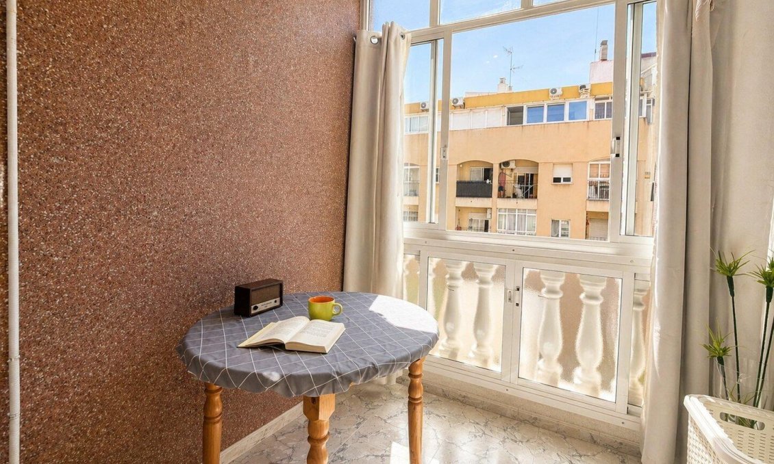 Revente - Appartement -
Torrevieja - Habaneras