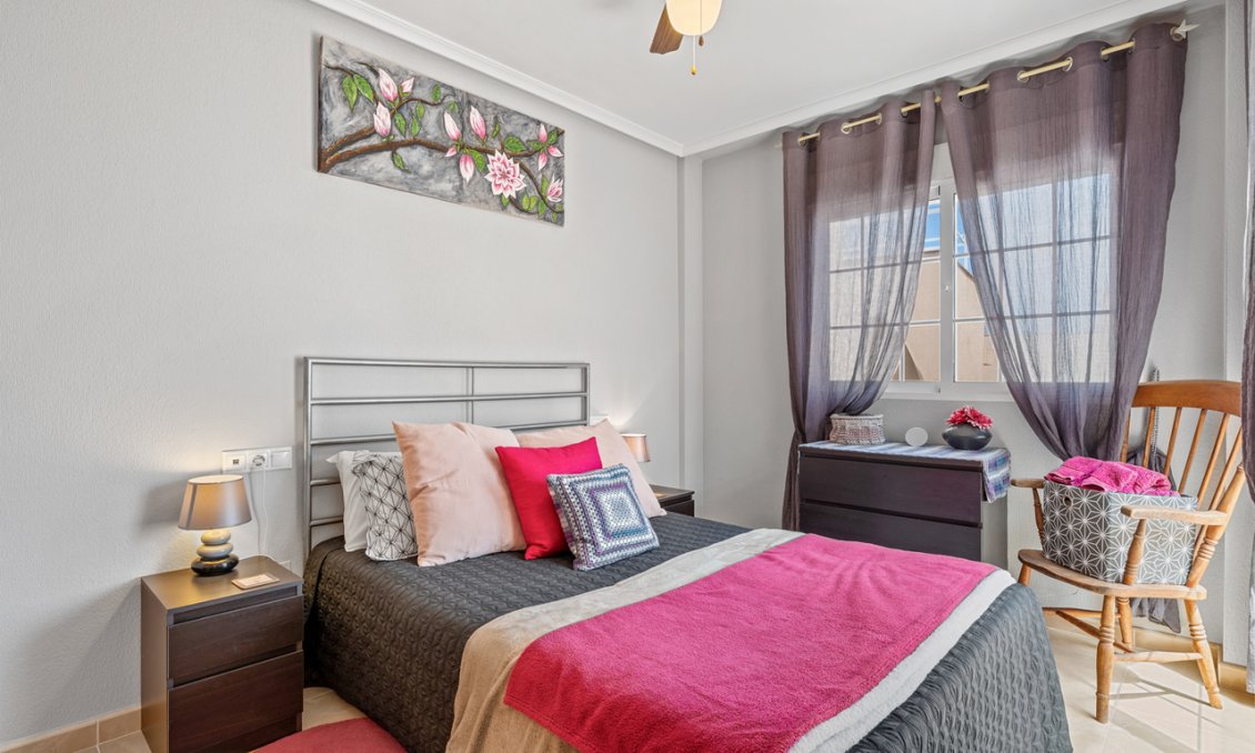 Segunda mano - Adosado -
San Miguel de Salinas - Inland