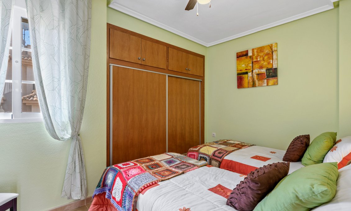 Segunda mano - Adosado -
San Miguel de Salinas - Inland