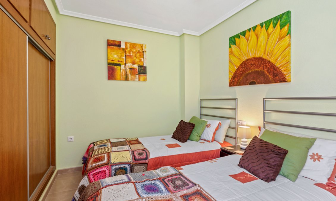 Segunda mano - Adosado -
San Miguel de Salinas - Inland