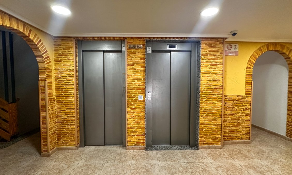 Revente - Appartement -
Torrevieja - Costa Blanca
