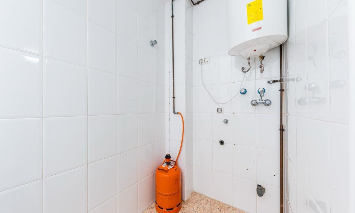 Segunda mano - Apartamento -
Torrevieja - Centro