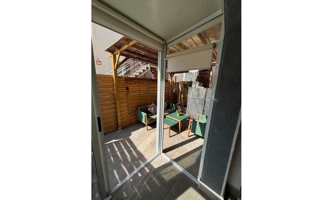 Segunda mano - Bungalow -
Torrevieja - Los Balcones