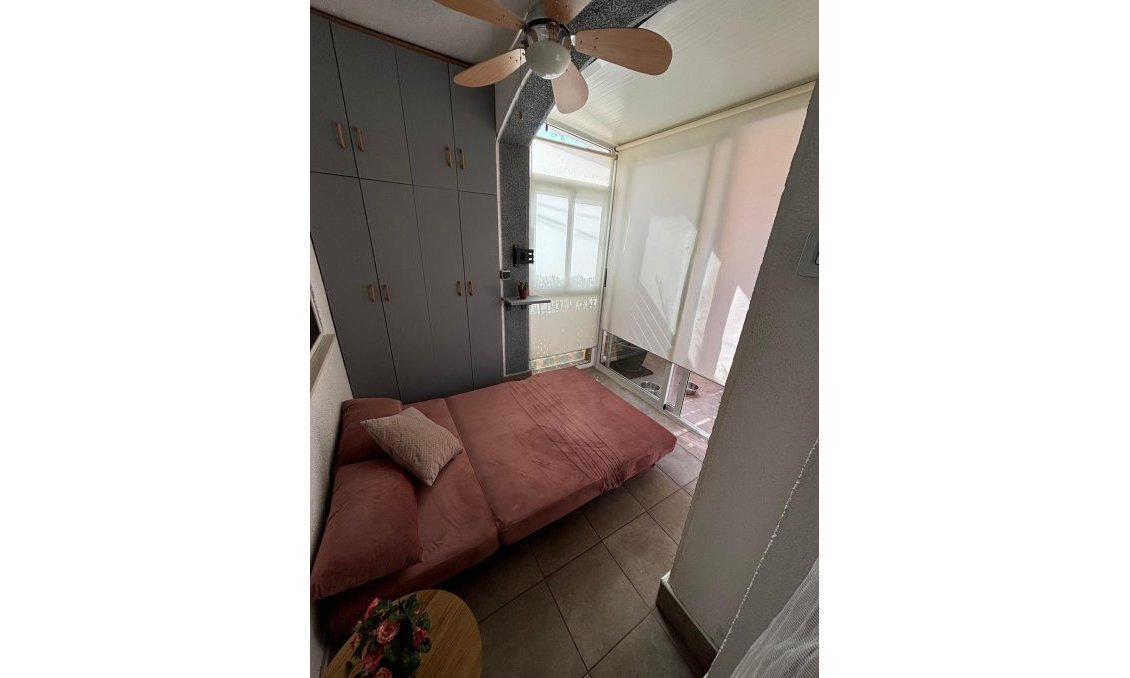 Segunda mano - Bungalow -
Torrevieja - Los Balcones