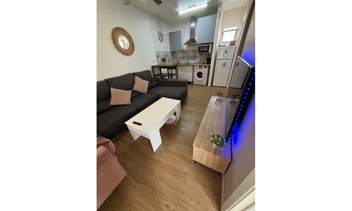 Segunda mano - Bungalow -
Torrevieja - Los Balcones