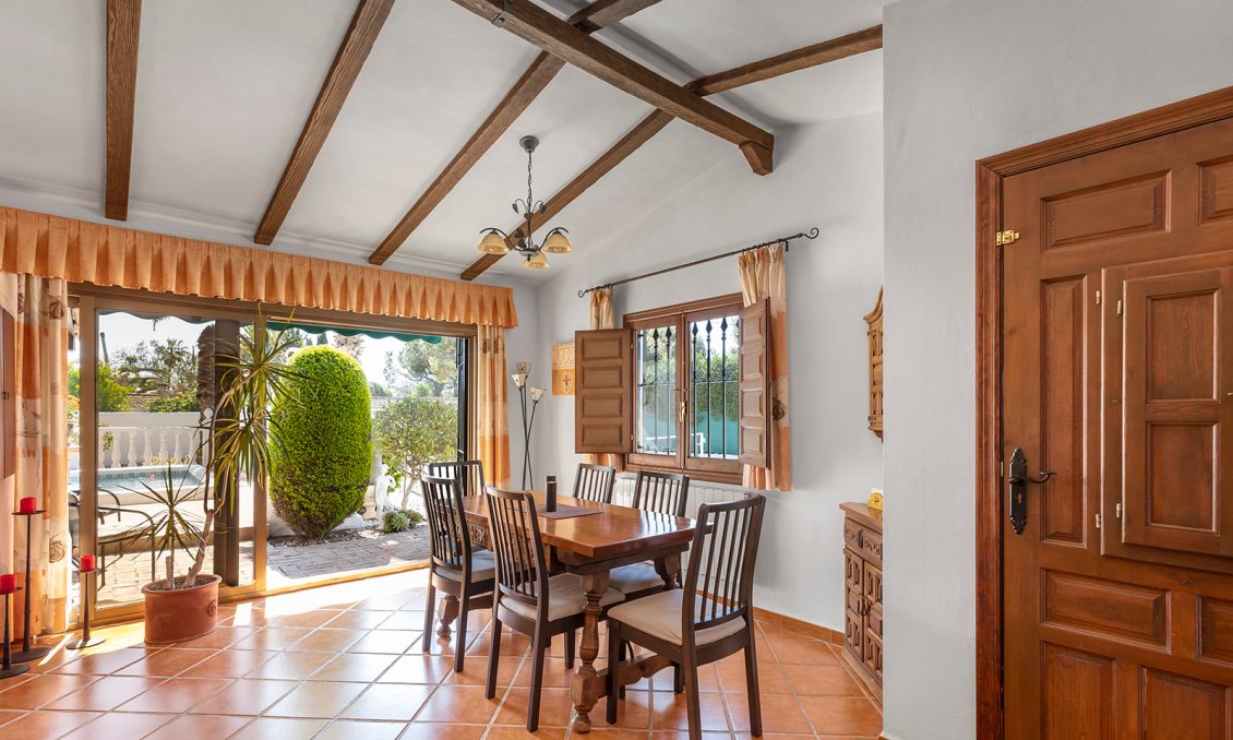 Segunda mano - Villa -
Orihuela - Inland