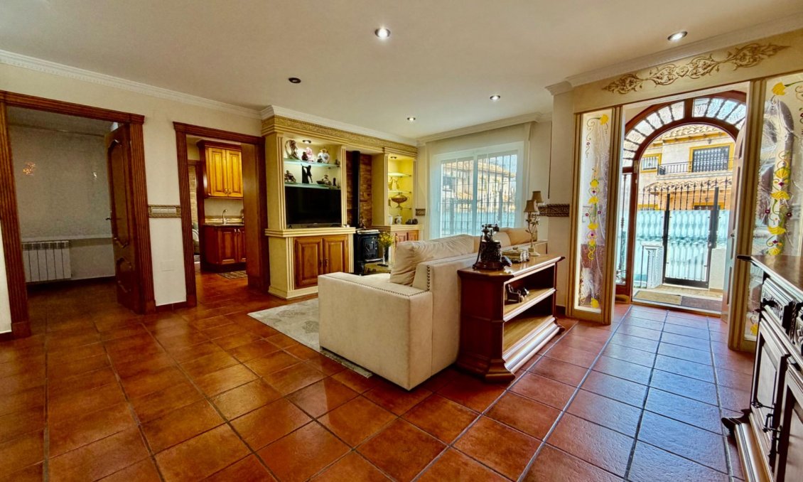 Wiederverkauf - Villa / Doppelhaushälfte -
Orihuela Costa - La Zenia