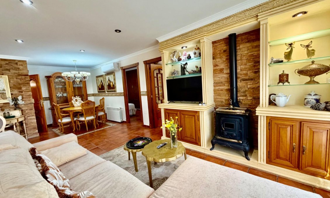 Wiederverkauf - Villa / Doppelhaushälfte -
Orihuela Costa - La Zenia