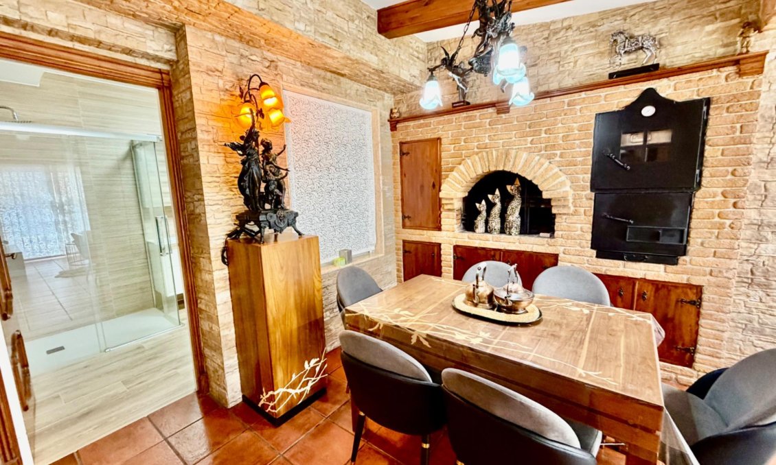 Wiederverkauf - Villa / Doppelhaushälfte -
Orihuela Costa - La Zenia