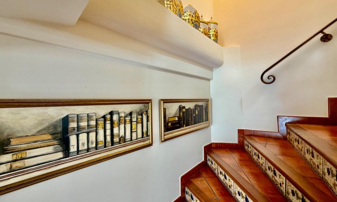 Wiederverkauf - Villa / Doppelhaushälfte -
Orihuela Costa - La Zenia