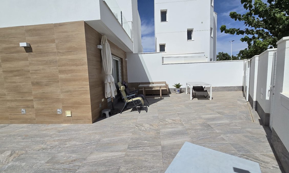 Segunda mano - Villa -
San Pedro del Pinatar - Costa Calida