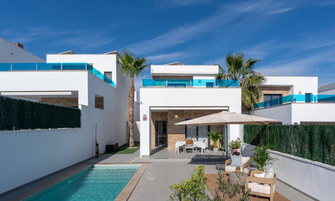 Resale - Villa -
Bigastro - D6