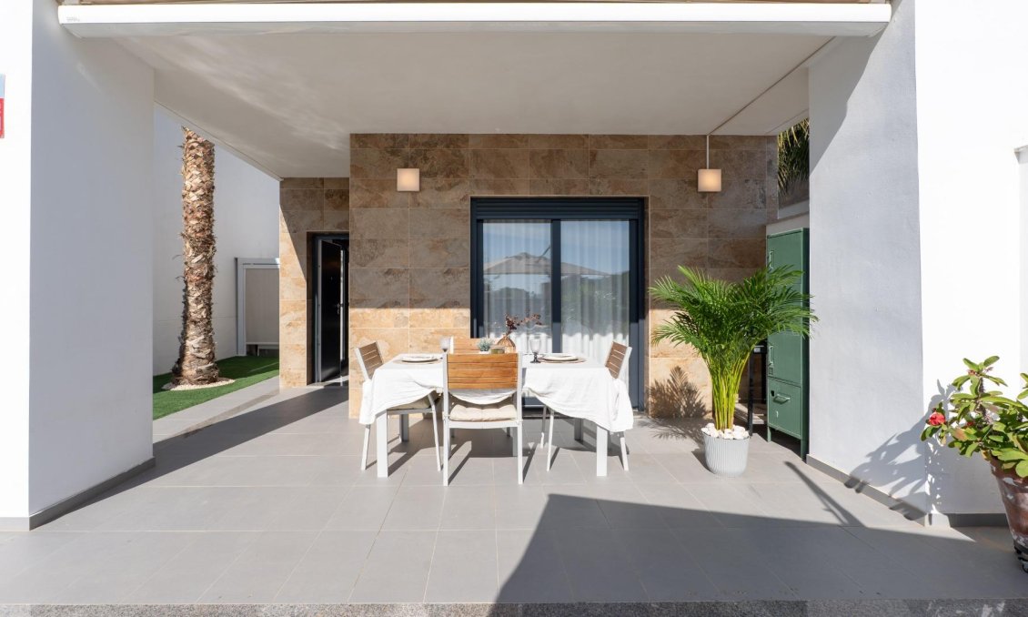 Resale - Villa -
Bigastro - D6