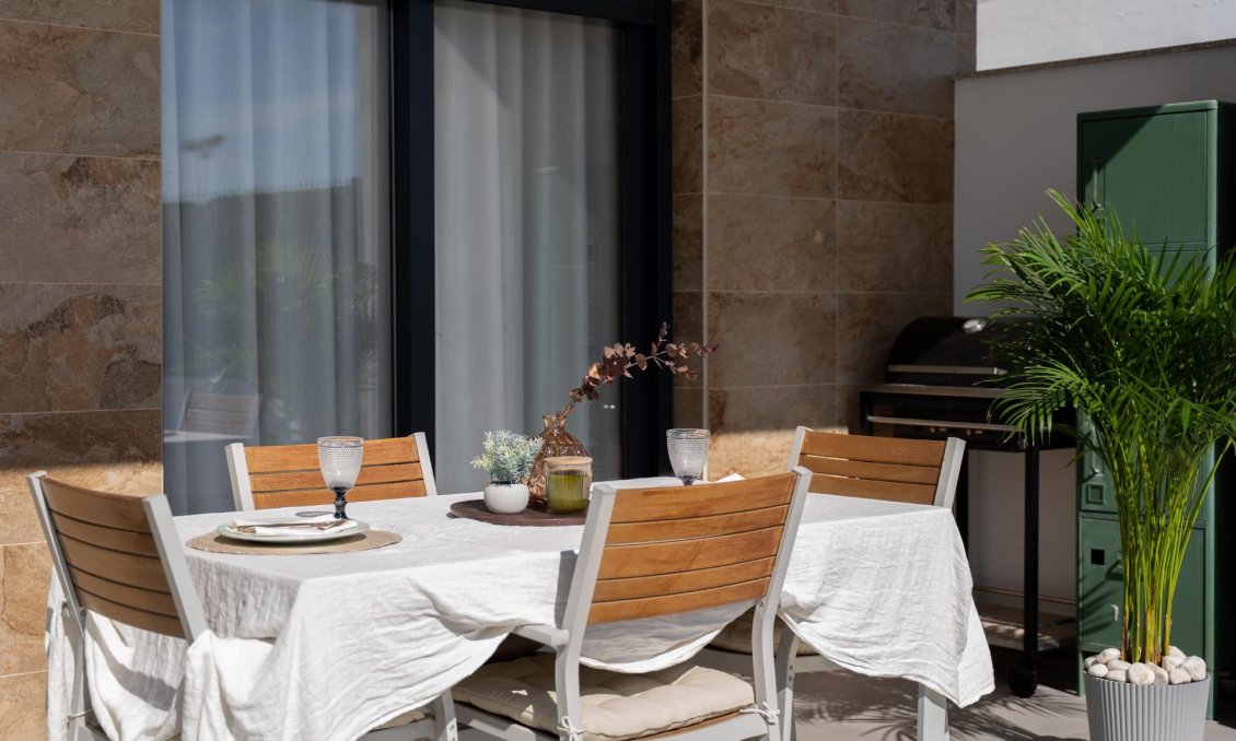 Resale - Villa -
Bigastro - D6