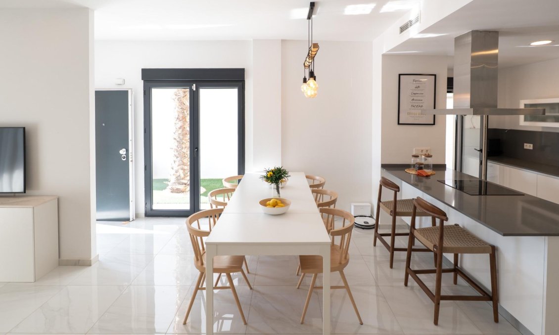 Resale - Villa -
Bigastro - D6