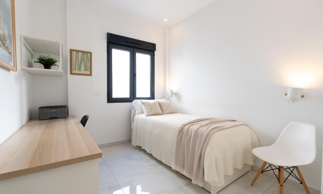 Resale - Villa -
Bigastro - D6