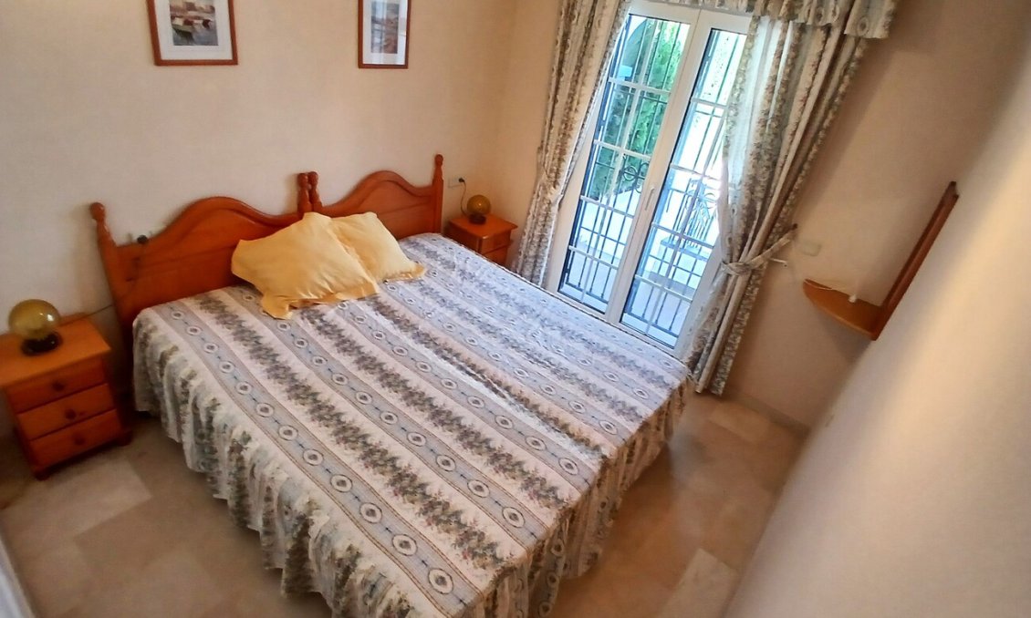 Revânzare - Bungalou -
Villamartin - Costa Blanca
