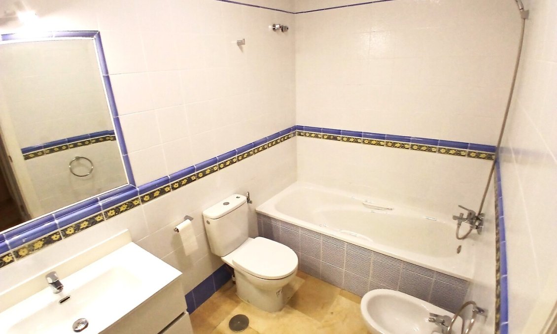 Revânzare - Bungalou -
Villamartin - Costa Blanca