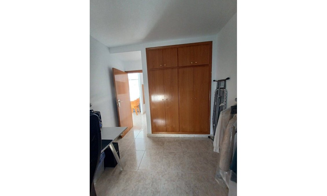 Resale - Apartment -
Los Alcazares - La Minería
