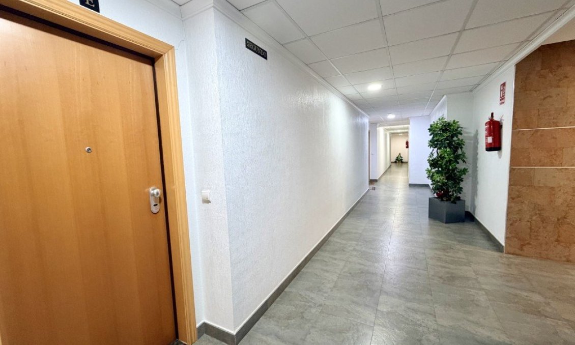 Revente - Appartement -
Dolores - Costa Blanca