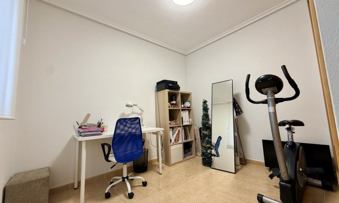 Revente - Appartement -
Dolores - Costa Blanca