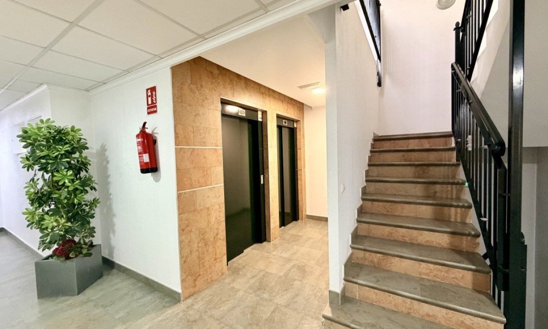Revente - Appartement -
Dolores - Costa Blanca