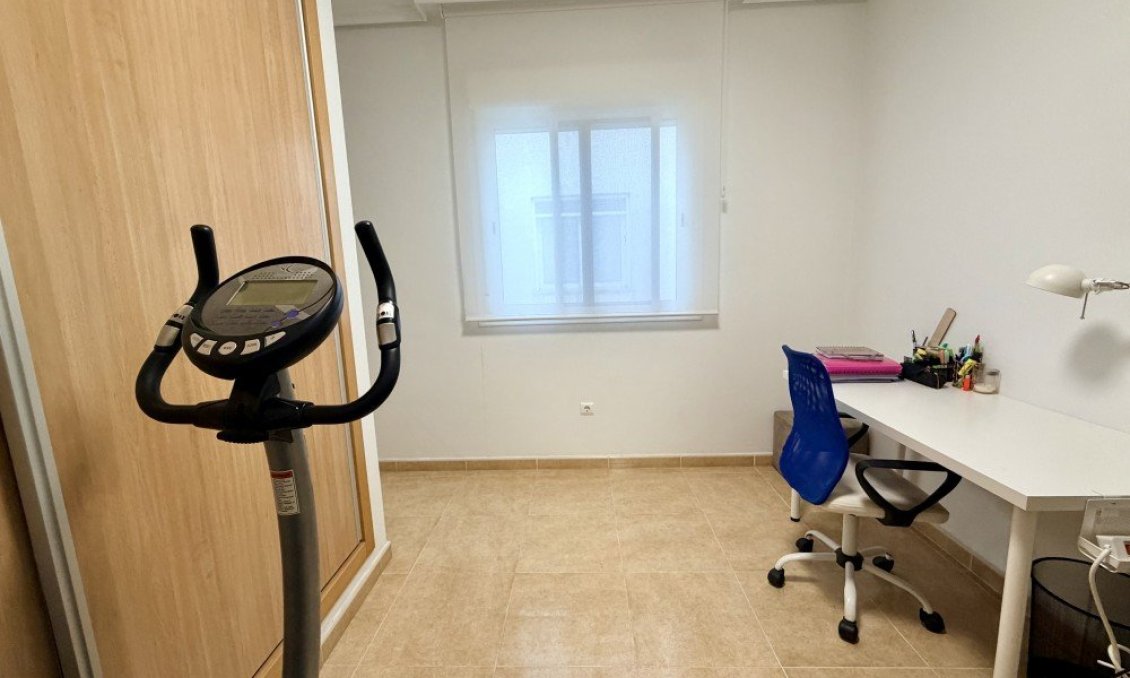 Revente - Appartement -
Dolores - Costa Blanca