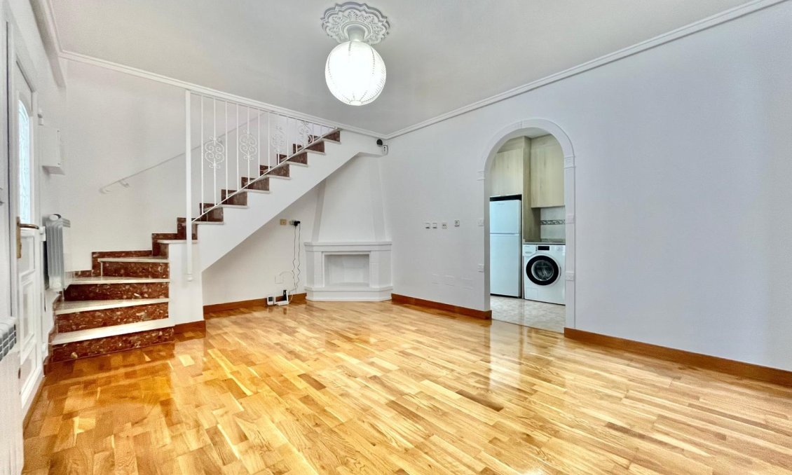 Resale - Townhouse -
Orihuela Costa - Playa Flamenca