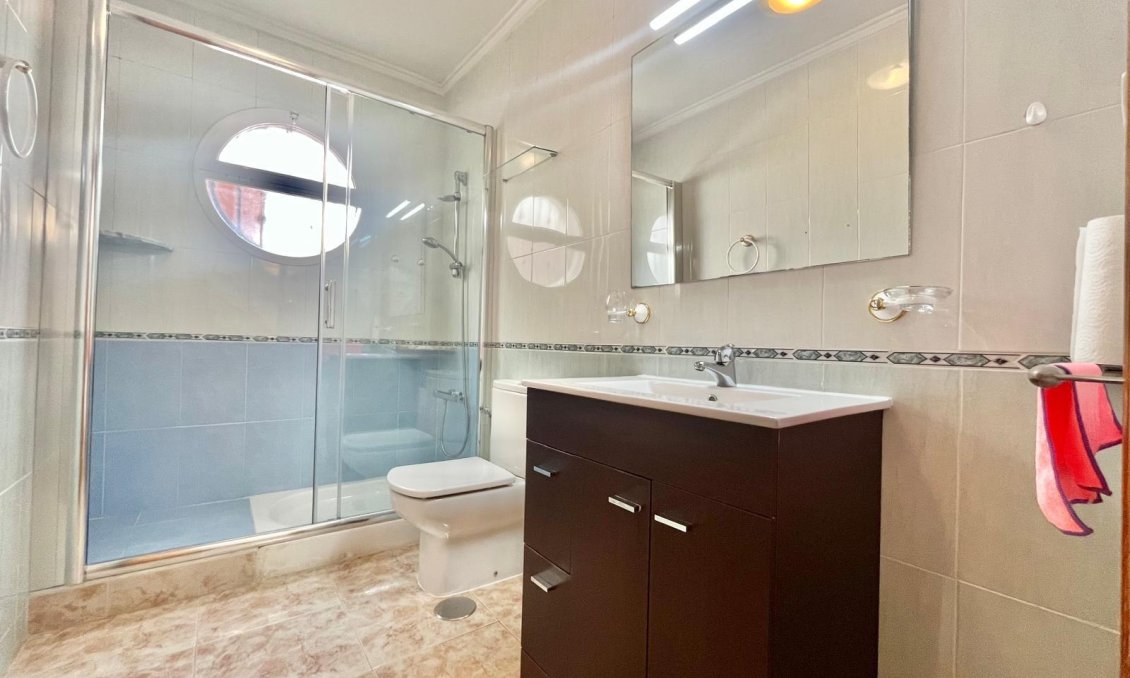 Resale - Townhouse -
Orihuela Costa - Playa Flamenca