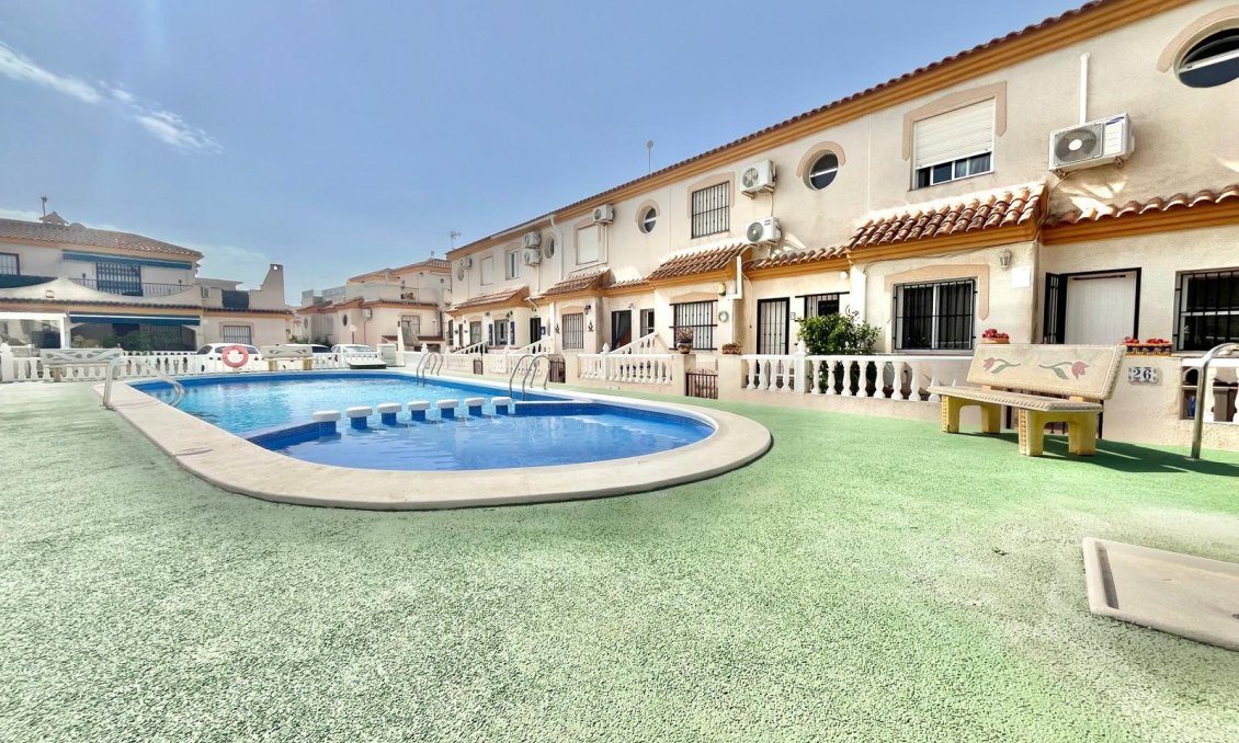 Resale - Townhouse -
Orihuela Costa - Playa Flamenca