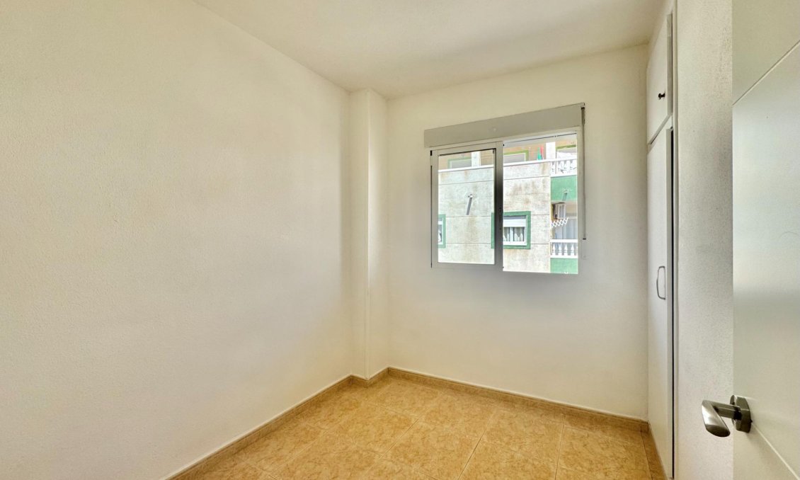 Revente - Appartement -
Torrevieja - Centro