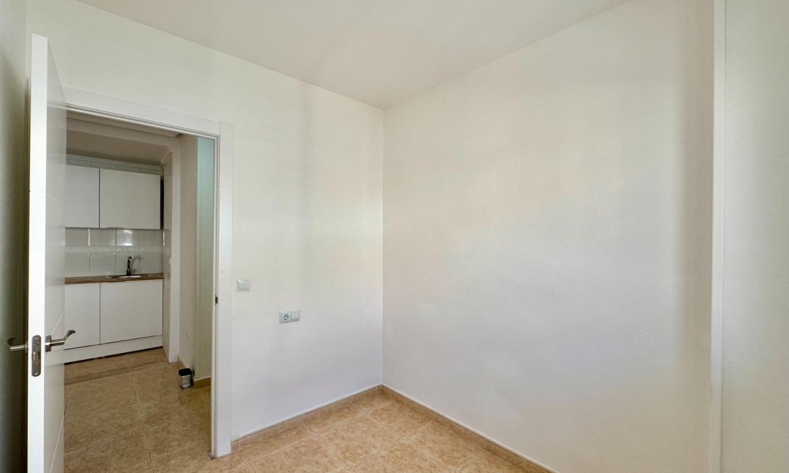 Revente - Appartement -
Torrevieja - Centro
