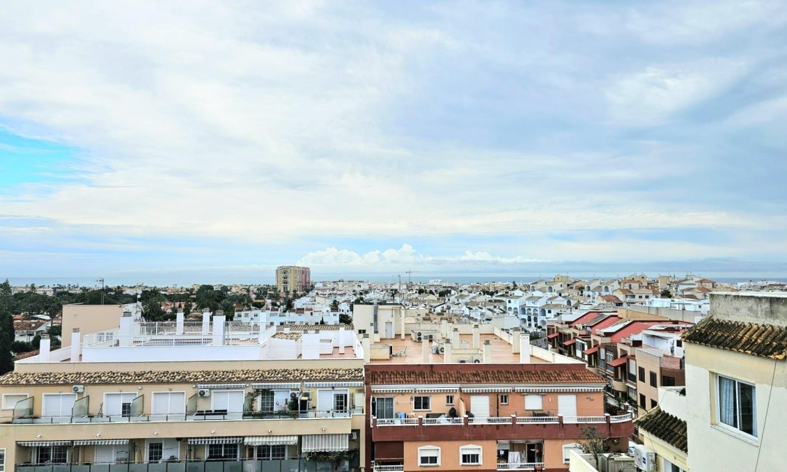 Resale - Apartment -
Torrevieja - Nueva Torrevieja