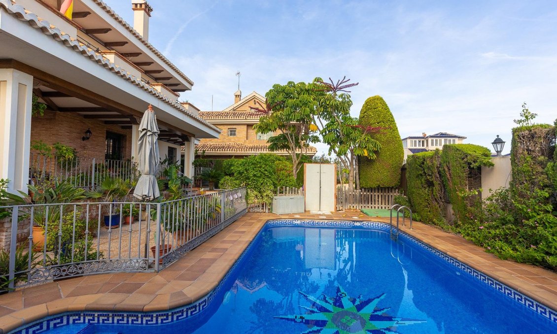 Használt Ingatlanok - Villa -
Torrevieja - La Veleta