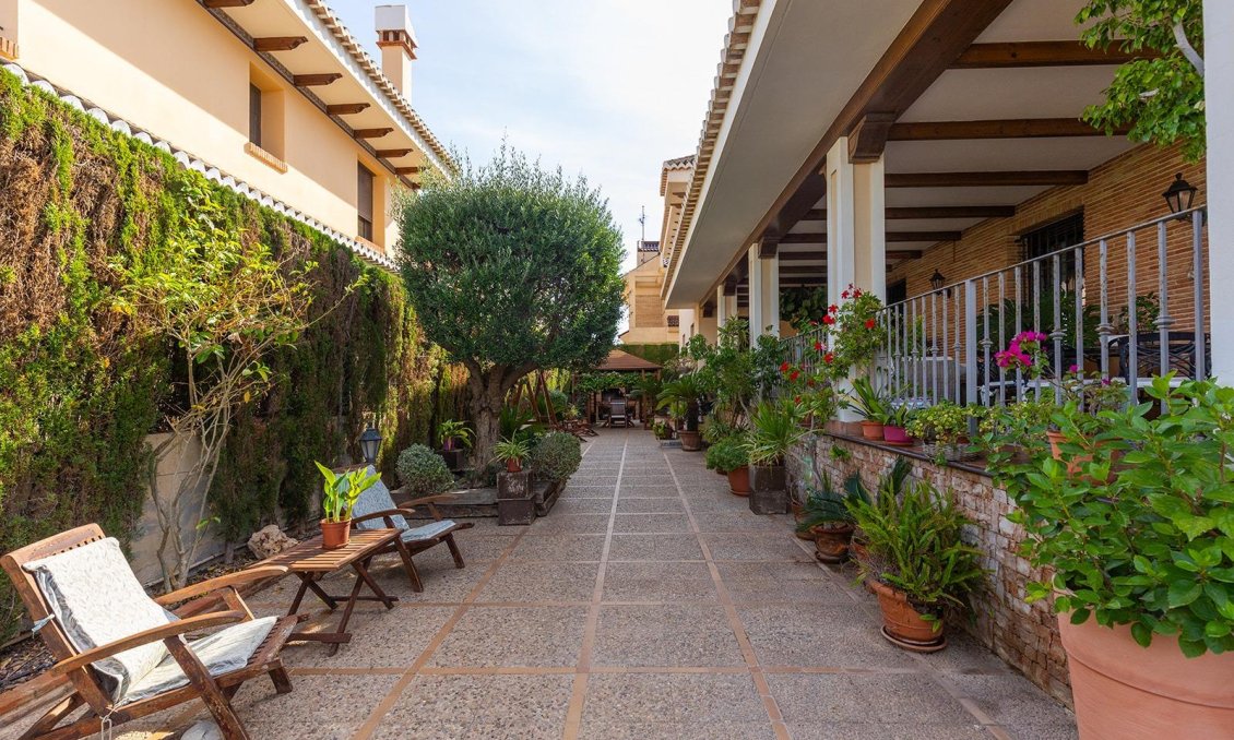 Használt Ingatlanok - Villa -
Torrevieja - La Veleta