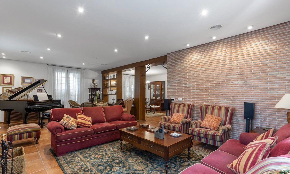 Használt Ingatlanok - Villa -
Torrevieja - La Veleta