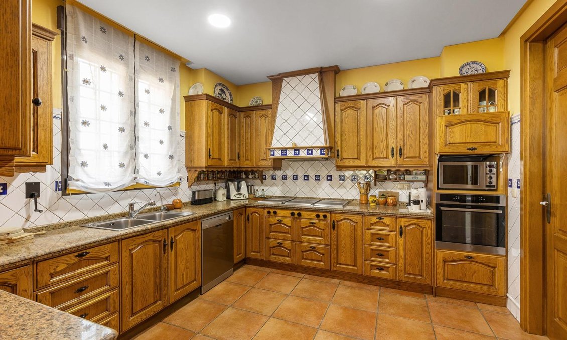 Használt Ingatlanok - Villa -
Torrevieja - La Veleta