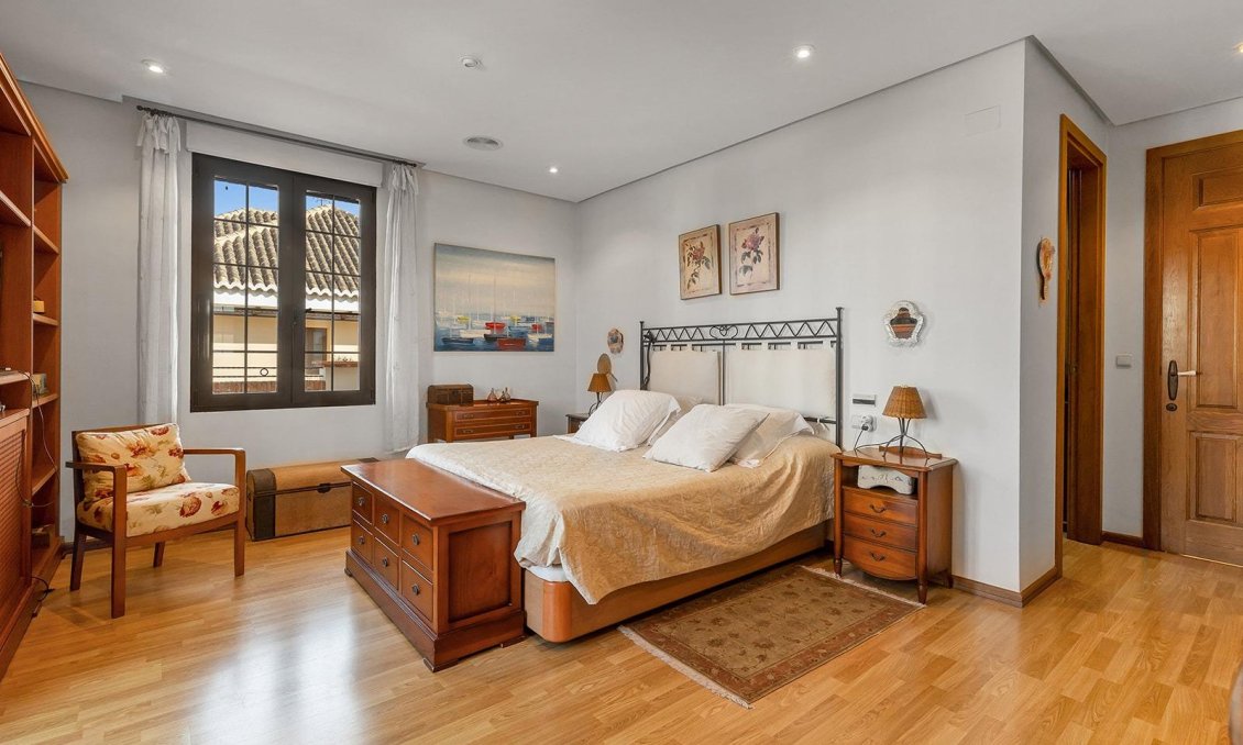 Használt Ingatlanok - Villa -
Torrevieja - La Veleta