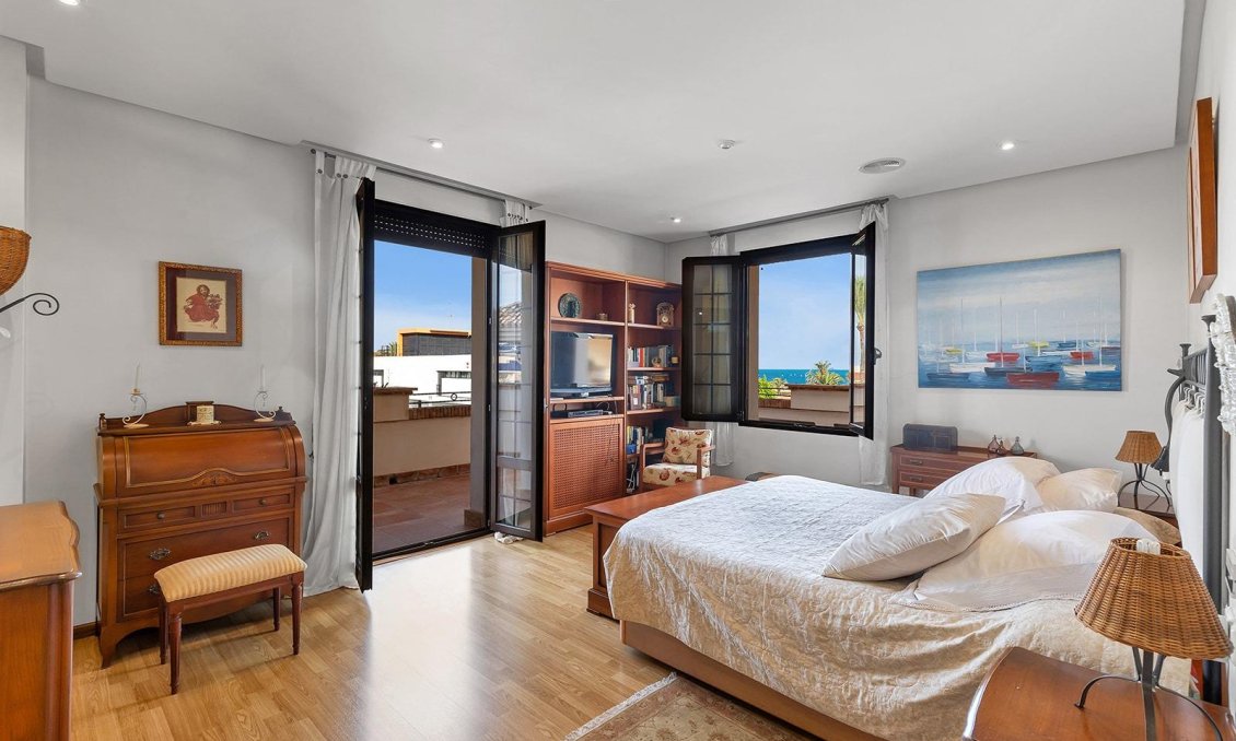 Használt Ingatlanok - Villa -
Torrevieja - La Veleta